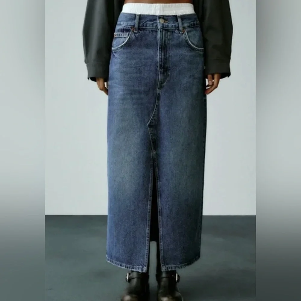 Zara TRF DENIM BOXER SKIRT. Blue. Size XS. New with Tags.
